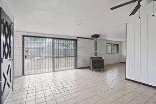4981 71st St, Sacramento, CA 95820 - Photo 19