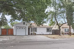 4981 71st St, Sacramento, CA 95820 - Photo 1