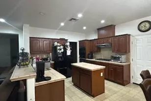 9538 Marciano Way, Stockton, CA 95212 - Photo 5