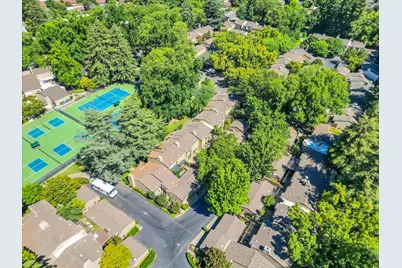 8 Adelphi Court, Sacramento, CA 95825 - Photo 35