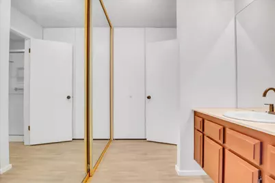 8 Adelphi Court, Sacramento, CA 95825 - Photo 25