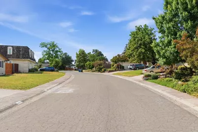4607 Hixon Circle, Carmichael, CA 95608 - Photo 47