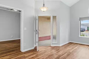 969 Colson Way, Galt, CA 95632 - Photo 5