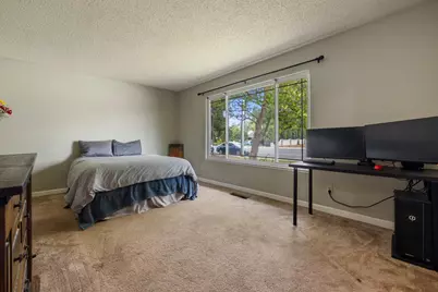 2340 E Hawkeye Avenue, Turlock, CA 95380 - Photo 7