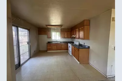 1640 E Scotts Avenue, Stockton, CA 95205 - Photo 3