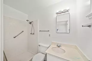 7406 Alix Pkwy, Sacramento, CA 95823 - Photo 19