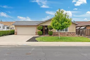 1795 Mulberry Way, Hughson, CA 95326 - Photo 1