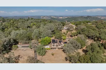 5681 Honeycomb Lane, Shingle Springs, CA 95682 - Photo 9