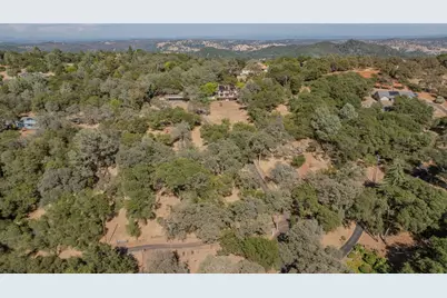 5681 Honeycomb Lane, Shingle Springs, CA 95682 - Photo 9
