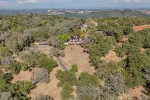 5681 Honeycomb Ln, Shingle Springs, CA 95682 - Photo 9