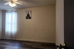 7721 39th Ave, Sacramento, CA 95824 - Photo 9