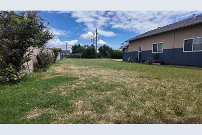 7721 39th Avenue, Sacramento, CA 95824 - Photo 11