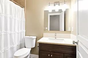 4856 Hazelwood Ave, Carmichael, CA 95608 - Photo 37