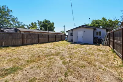 394 S West, Merced, CA 95341 - Photo 11