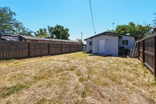 394 S W, Merced, CA 95341 - Photo 11