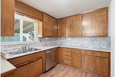 6947 Mariposa Avenue, Citrus Heights, CA 95610 - Photo 9