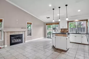 10087 River Falls Cir, Stockton, CA 95209 - Photo 7