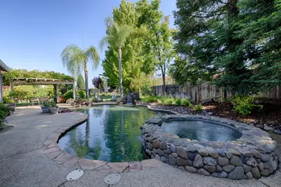 2208 Live Oak Court, Rocklin, CA 95765 - Photo 41