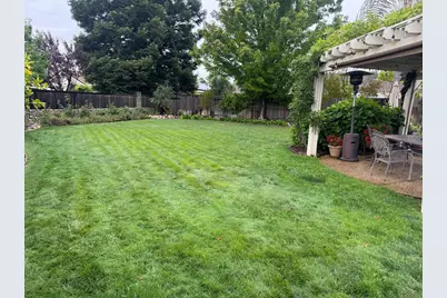 2208 Live Oak Court, Rocklin, CA 95765 - Photo 21