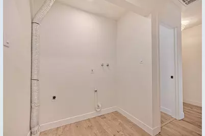 8894 Sharkey Avenue, Elk Grove, CA 95624 - Photo 25