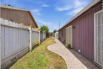 2180 Del Playa Court, Stockton, CA 95206 - Photo 7