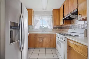 2180 Del Playa Ct, Stockton, CA 95206 - Photo 11