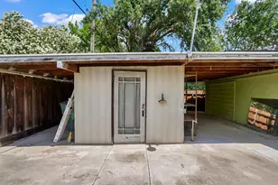 301 Robin Hood Dr, Modesto, CA 95350 - Photo 19