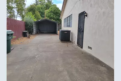 7548 Lindale Drive, Sacramento, CA 95828 - Photo 19