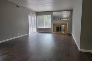 7548 Lindale Dr, Sacramento, CA 95828 - Photo 5