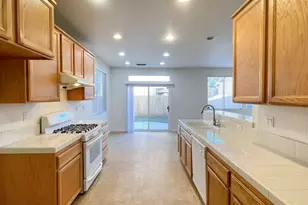 2844 Myotis Dr, Sacramento, CA 95834 - Photo 9