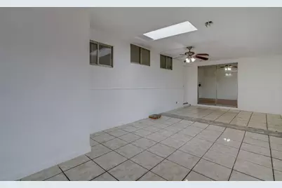 2190 Meadowglen Avenue, Sacramento, CA 95832 - Photo 31