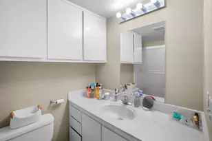 915 Fulton Ave, Sacramento, CA 95825 - Photo 11