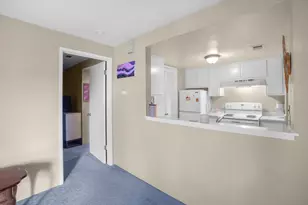 915 Fulton Ave, Sacramento, CA 95825 - Photo 9