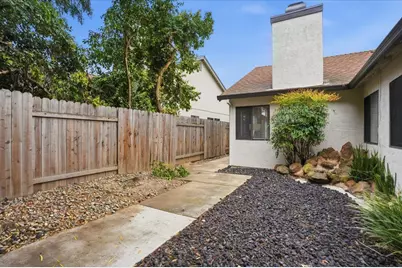 9013 Lanetry Court, Elk Grove, CA 95758 - Photo 27