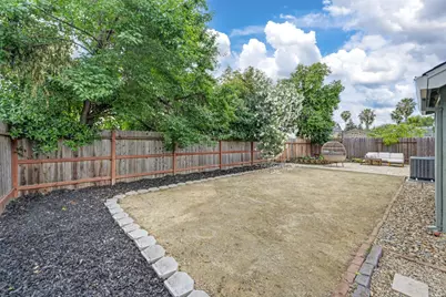 5208 Olivehurst Way, Elk Grove, CA 95758 - Photo 33
