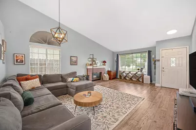5208 Olivehurst Way, Elk Grove, CA 95758 - Photo 5