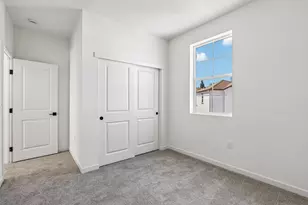 6449 Ventris Walk, Sacramento, CA 95823 - Photo 19