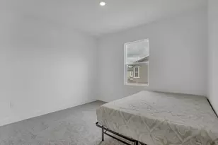 61 W San Diego Dr, Mountain House, CA 95391 - Photo 19