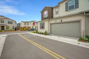61 W San Diego Dr, Mountain House, CA 95391 - Photo 31