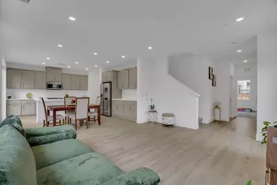 61 W San Diego Drive, Mountain House, CA 95391 - Photo 9