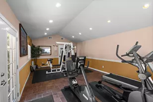 535 Woodside Oaks, Sacramento, CA 95825 - Photo 27