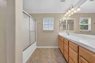 121 Anjou Cir, Sacramento, CA 95835 - Photo 23