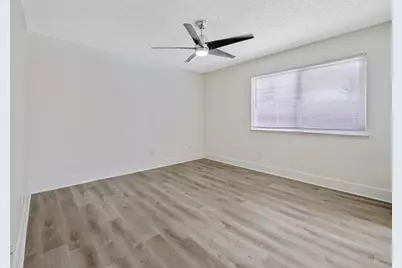 534 W Swift Avenue, Clovis, CA 93612 - Photo 29
