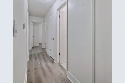 534 W Swift Avenue, Clovis, CA 93612 - Photo 17
