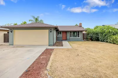 534 W Swift Avenue, Clovis, CA 93612 - Photo 1