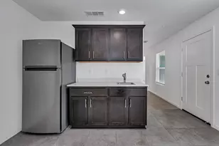 324 Shafer Trail Ct, Merced, CA 95341 - Photo 15