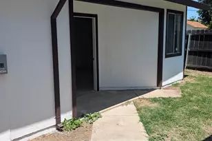 2031 Mendocino Ave, Stockton, CA 95204 - Photo 17