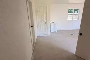 2031 Mendocino Ave, Stockton, CA 95204 - Photo 23