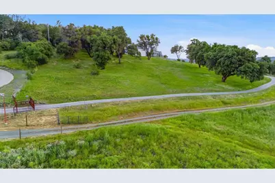 16000 Southridge Drive, Penn Valley, CA 95946 - Photo 5