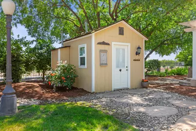 5012 12th, Hanford, CA 93230 - Photo 11